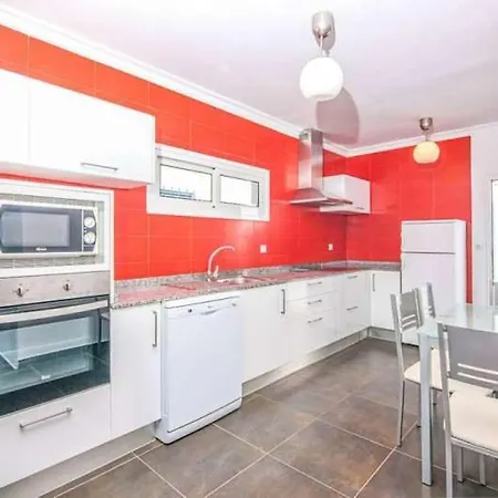 Apartamento Puerto Del Carmen Sleeps 6 Wifi *