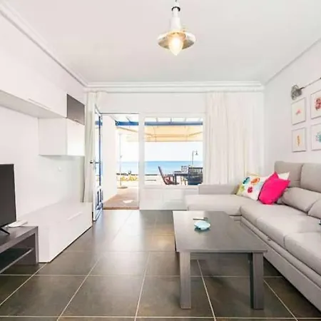 Puerto Del Carmen Sleeps 6 Wifi Апартаменти *