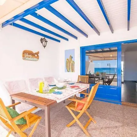 Puerto Del Carmen Sleeps 6 Wifi Apartamento Puerto del Carmen (Lanzarote)