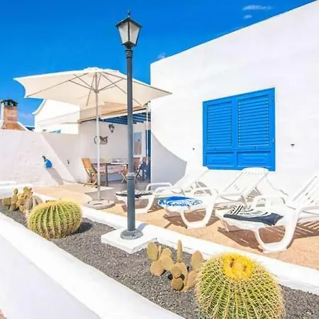 Puerto Del Carmen Sleeps 6 Wifi Апартаменти *