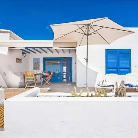 Puerto Del Carmen Sleeps 6 Wifi Puerto del Carmen (Lanzarote)